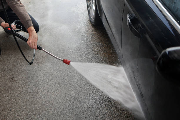 Best Roof Pressure Washing  in Warrensburg, MO